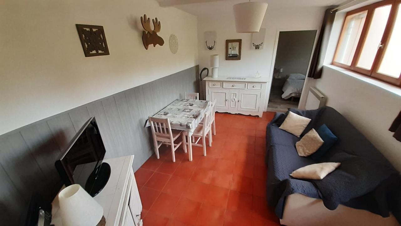 Le Saut Du Cerf Apartment เฌราร์แมร์ ภายนอก รูปภาพ